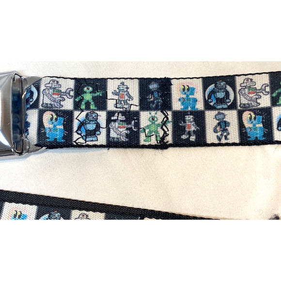 Genuine Chevrolet Seat Belt Buckle Adjustable Belt Alien/Robot Pattern - Picture 5 of 6